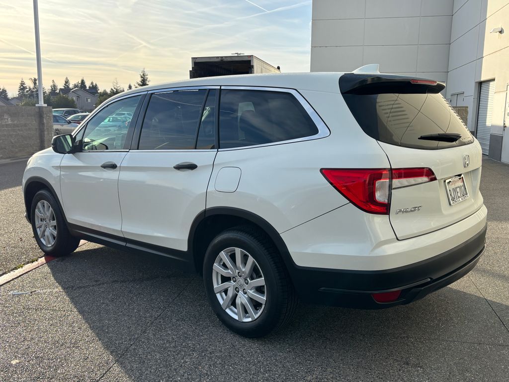 Thumbnail: 2019 Honda Pilot - 7