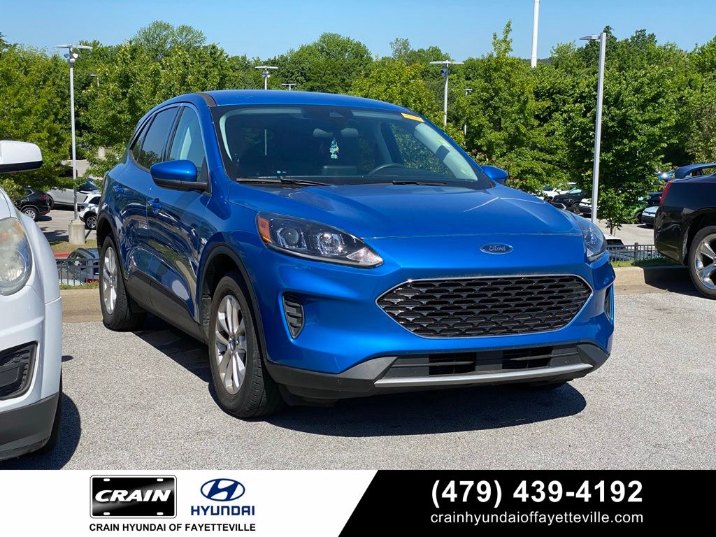 Blue Metallic 2021 Ford Escape SE FWD SUV / Crossover Front-Wheel Drive 8-Speed Automatic