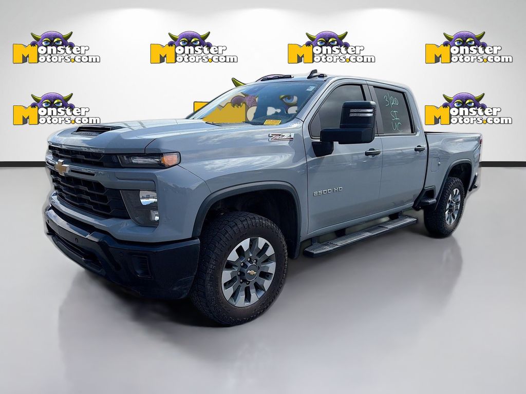 2025 Chevrolet Silverado 2500HD Custom Crew Cab 4WD