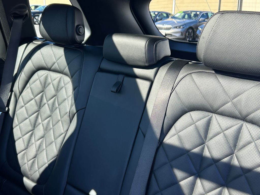 Thumbnail: 2023 BMW X5 - 31