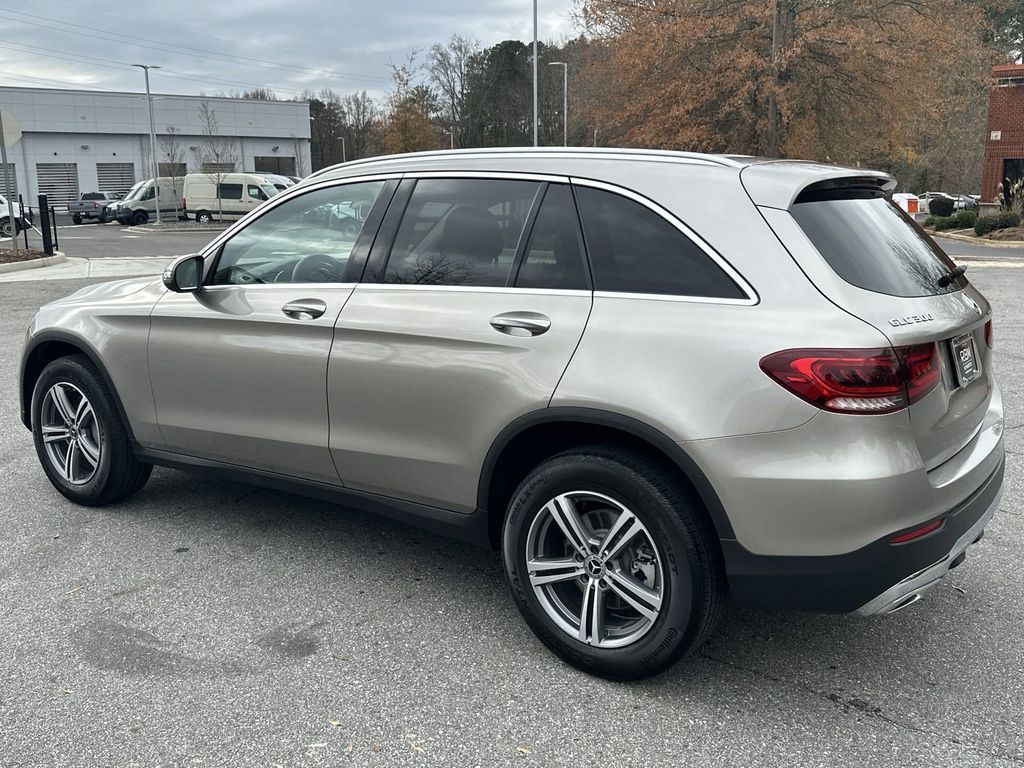 2020 Mercedes-Benz GLC GLC 300 6