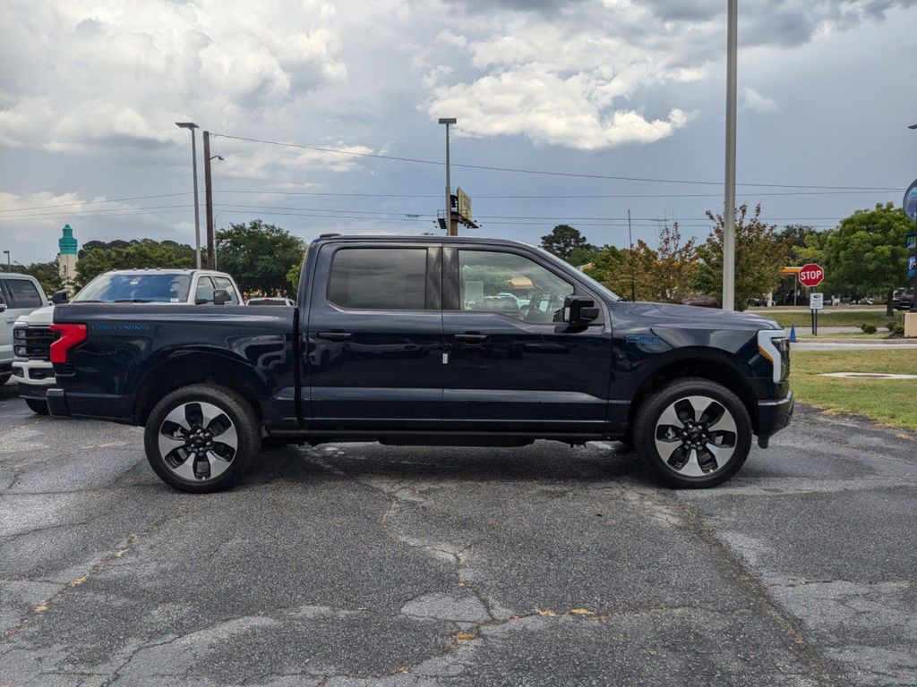 2025 Ford F-150 Lightning Platinum