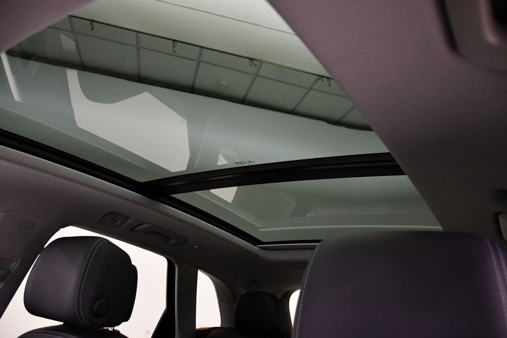 Thumbnail: 2023 Audi Q5 - 18