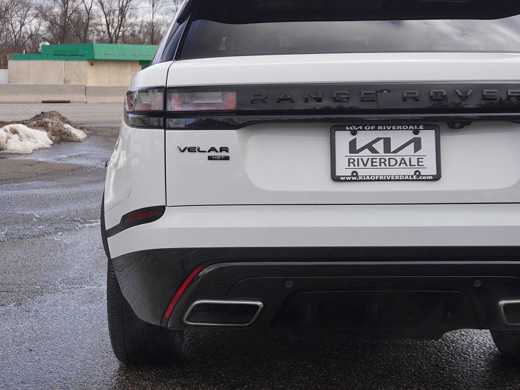 Used 2023 White Land Rover HST image 20