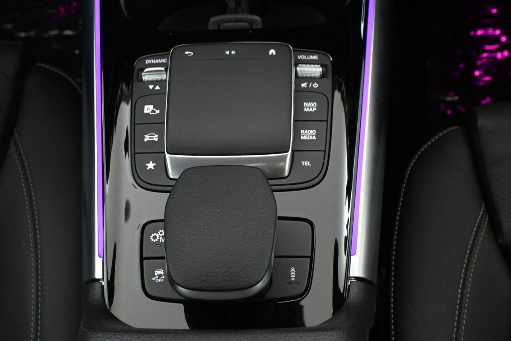 Thumbnail: 2023 Mercedes-Benz GLA - 23