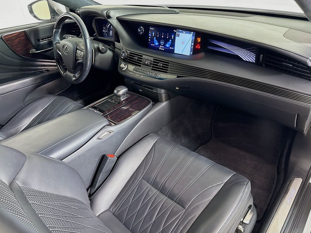 Thumbnail: 2019 Lexus LS - 29