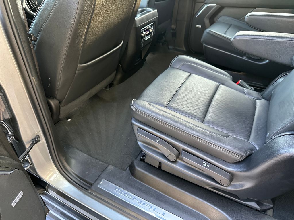 Used Car 2025 Gmc Yukon Xl  Denali For Sale Under $70,000 In Austin, Texas