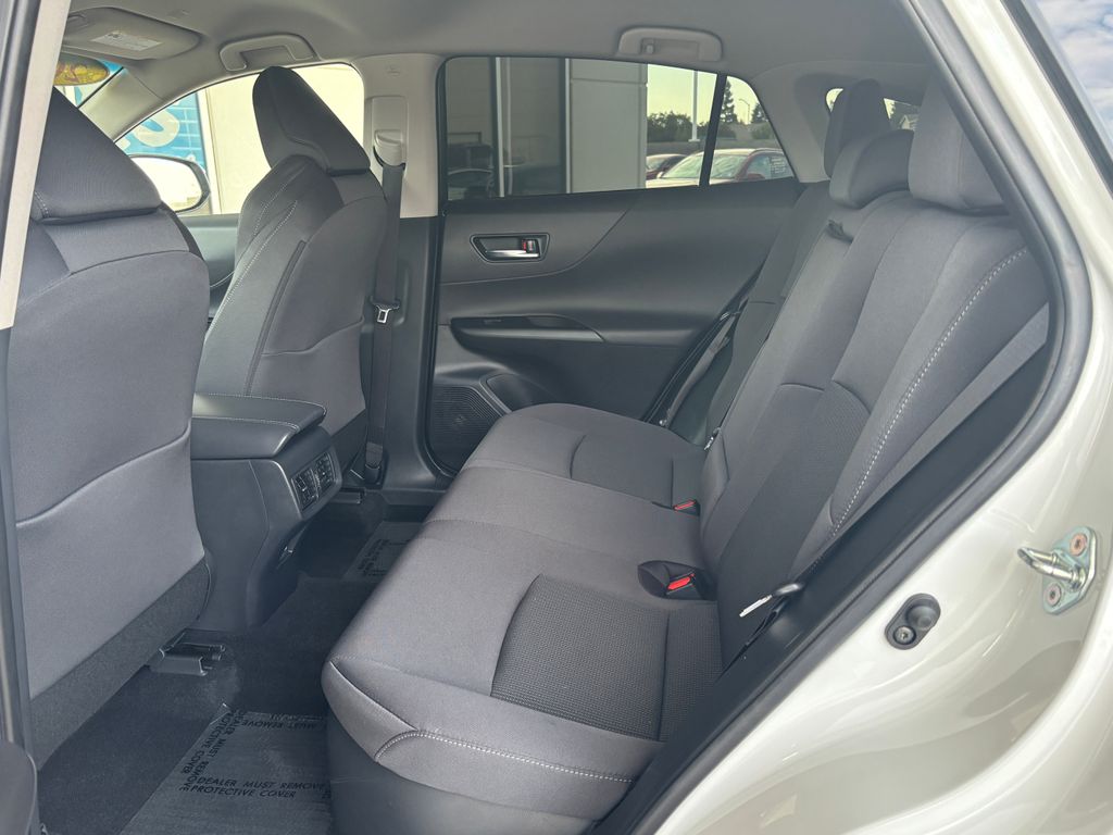 Thumbnail: 2024 Toyota Venza - 25