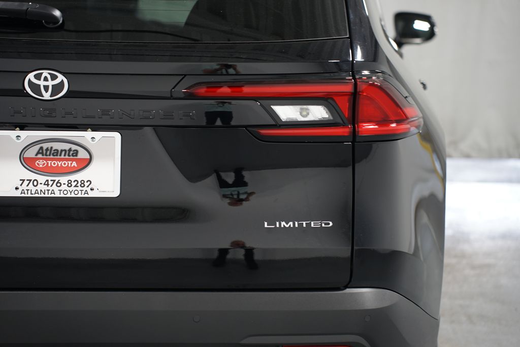 Thumbnail: 2025 Toyota Grand Highlander - 10