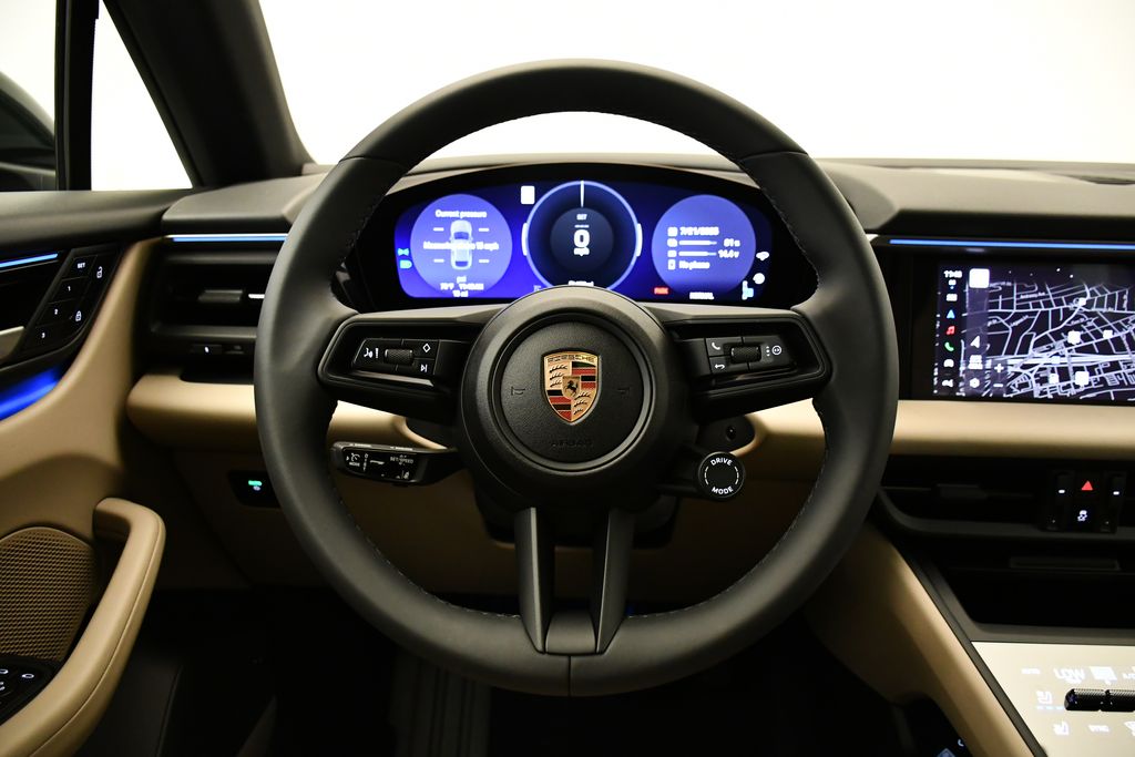 Thumbnail: 2025 Porsche Macan - 26