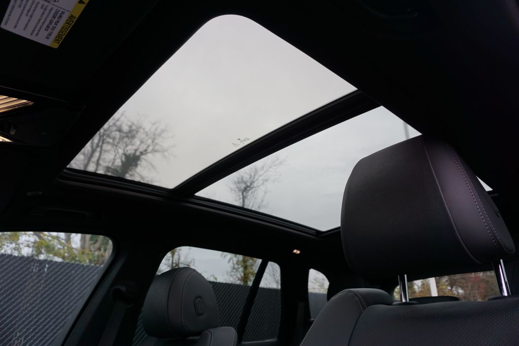 Thumbnail: 2022 BMW X5 - 12