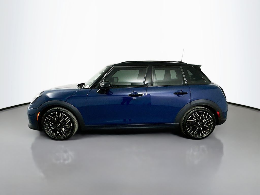 Thumbnail: 2026 MINI Cooper - 8
