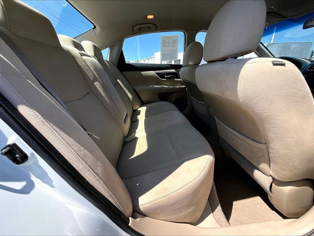 2014 Nissan Altima — photo 16