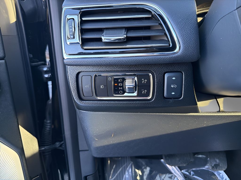 2024 Lincoln Navigator