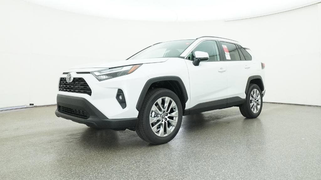 2025 Toyota RAV4 XLE Premium 12