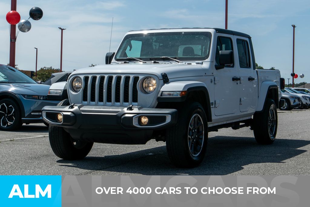 2023 Jeep Gladiator Overland photo 2