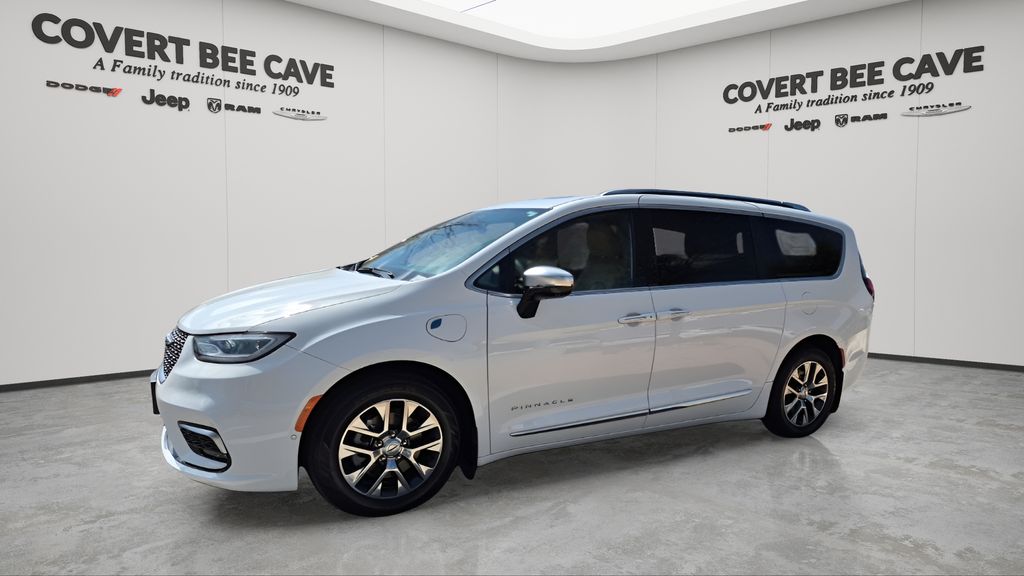 Used Car 2023 Chrysler Pacifica Hybrid  Pinnacle For Sale Under $35,000 In Austin, Texas