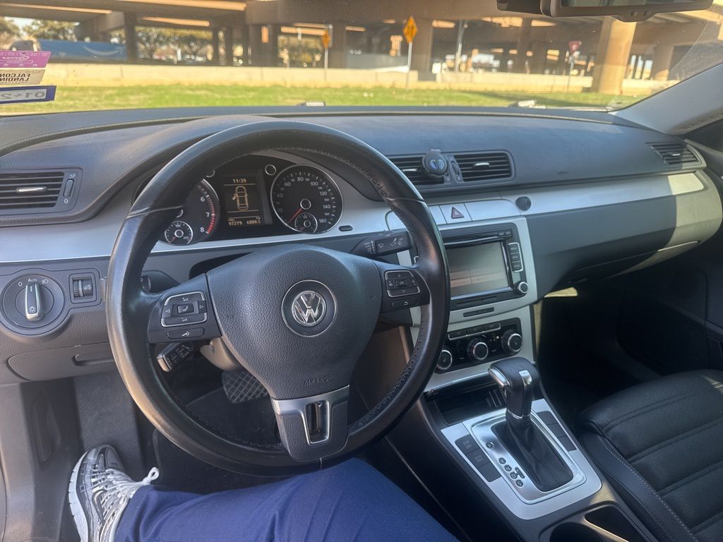 2011 Volkswagen CC Sport 17