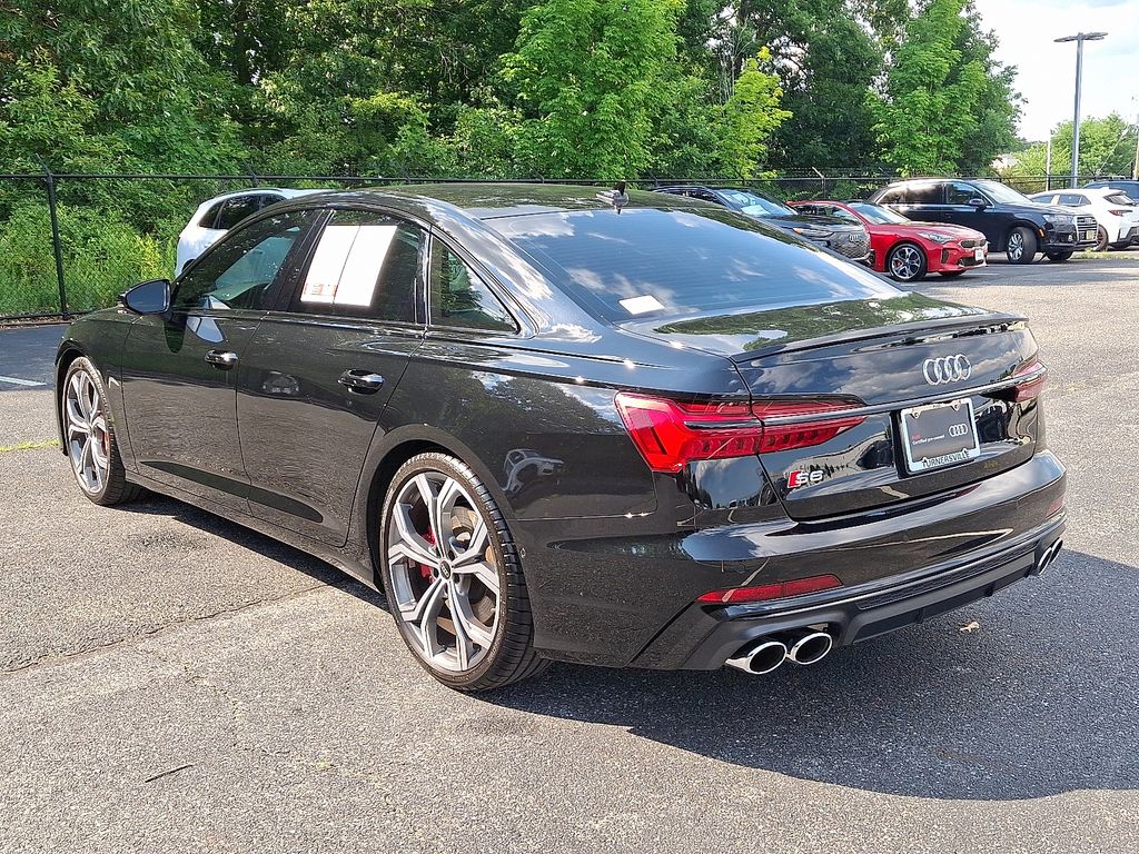 Thumbnail: 2025 Audi S6 - 4