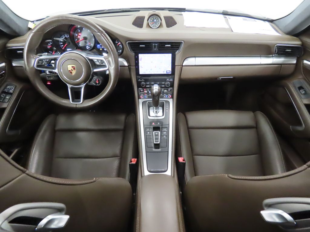 Thumbnail: 2017 Porsche 911 - 14