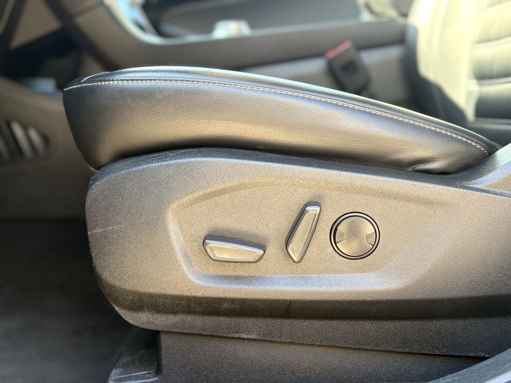 2024 Ford Edge SEL Gray at North Houston Mitsubishi