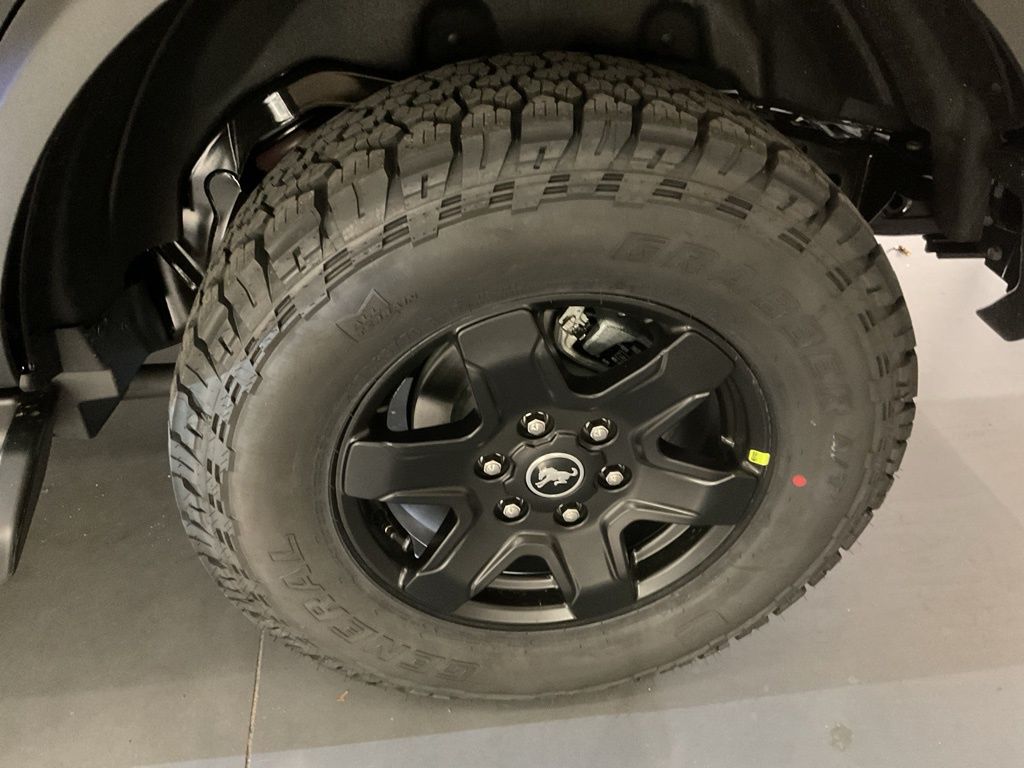 New 2025 Black Ford Outer Banks image 7