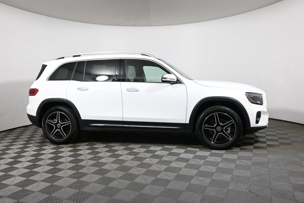 Thumbnail: 2026 Mercedes-Benz GLB - 8