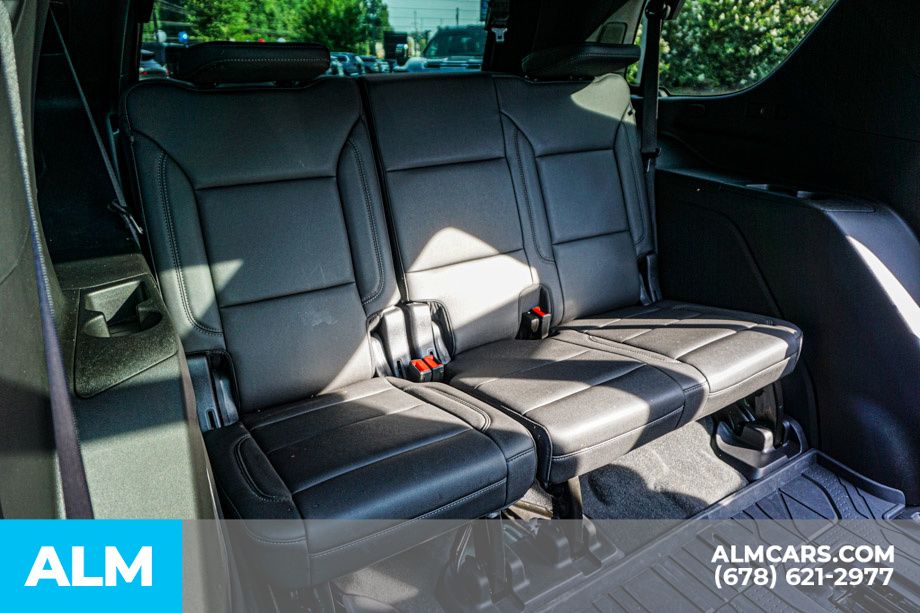 Used 2025 Black Chevrolet Z71 image 23