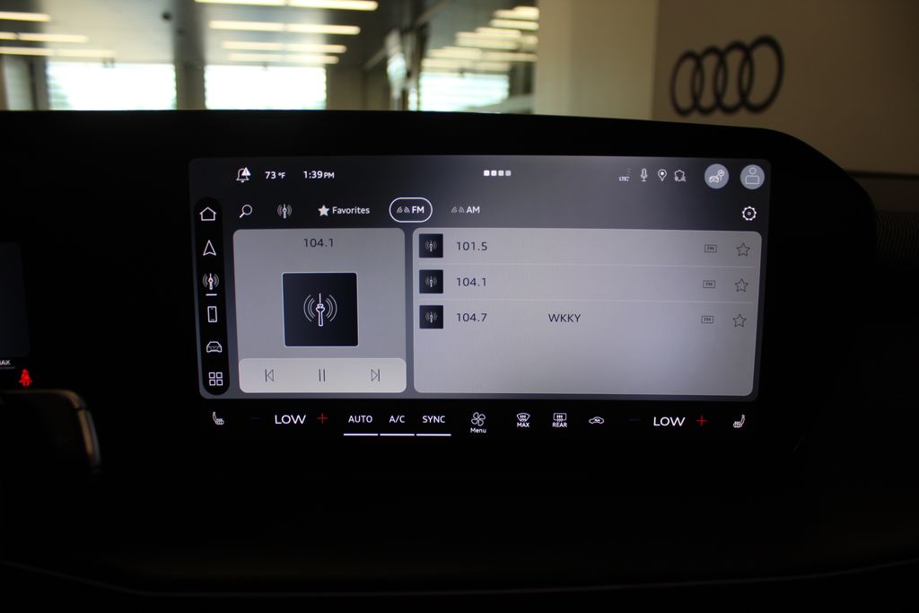 Thumbnail: 2026 Audi Q3 - 18