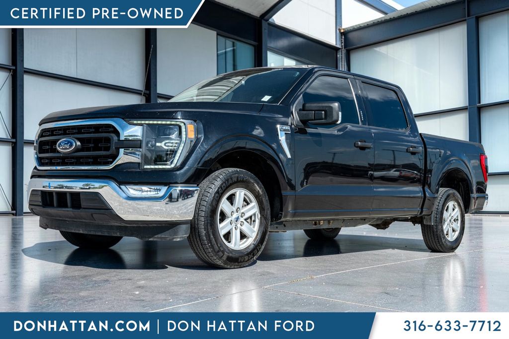  2021 Ford F-150 XLT SuperCrew RWD   