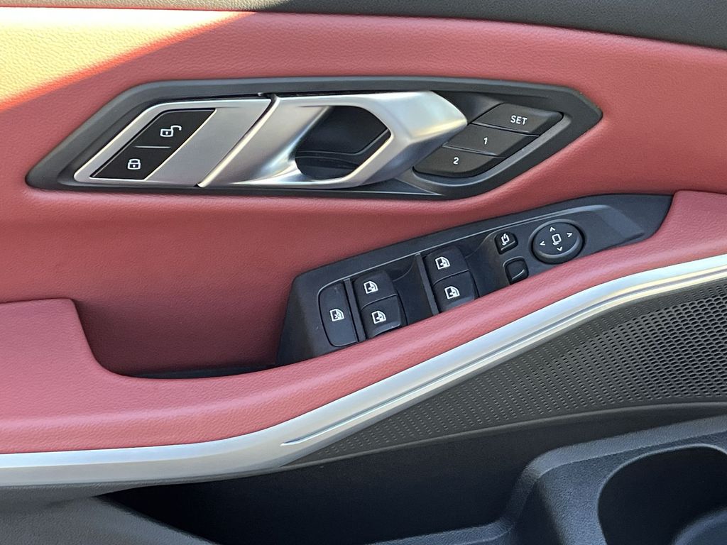 Thumbnail: 2023 BMW 3 Series - 13