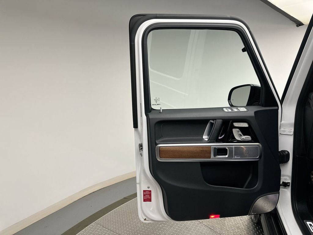 Thumbnail: 2024 Mercedes-Benz G-Class - 9