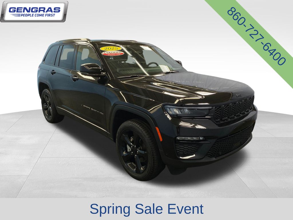Diamond Black Crystal Pearlcoat 2025 Jeep Grand Cherokee Limited 4WD SUV / Crossover Four-Wheel Drive 8-Speed Automatic