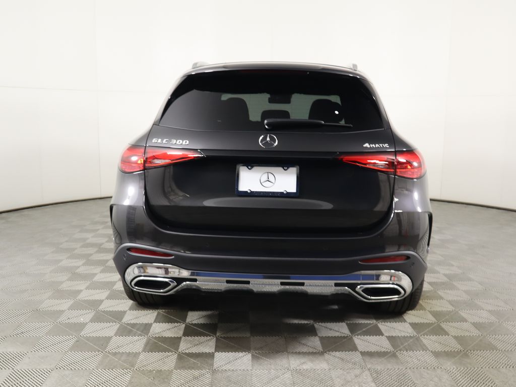 2025 Mercedes-Benz GLC 300 6