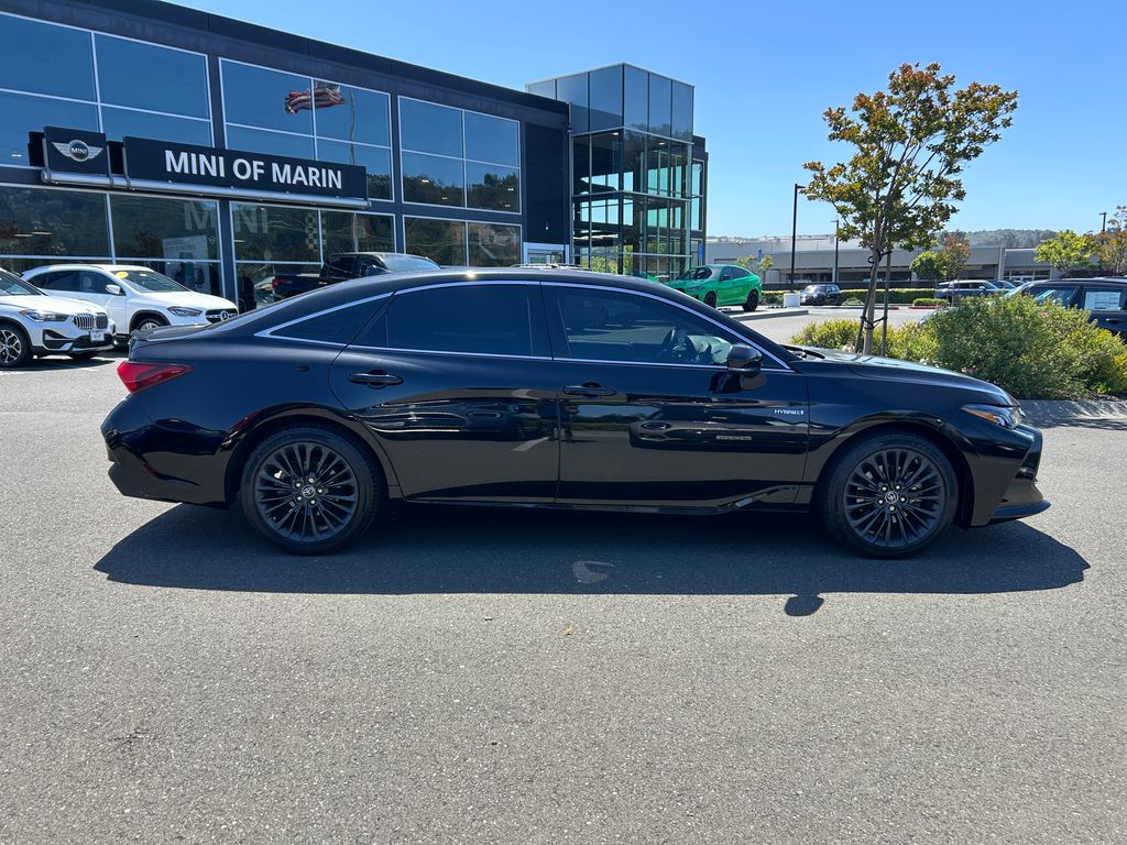 Thumbnail: 2019 Toyota Avalon - 6
