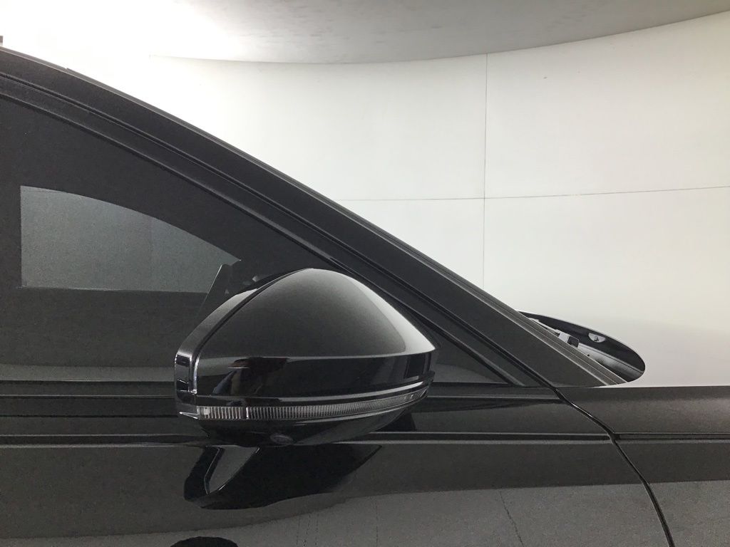 Used 2020 Black Audi 4.0T image 19