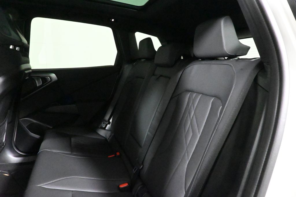 Thumbnail: 2026 BMW X3 - 4