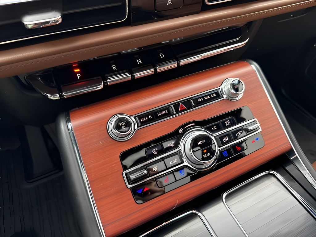 2023 Lincoln Aviator
