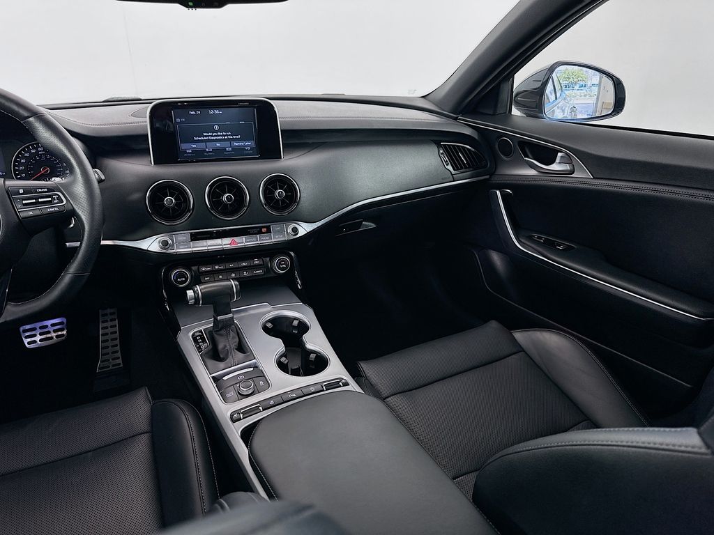 Thumbnail: 2021 Kia Stinger - 23