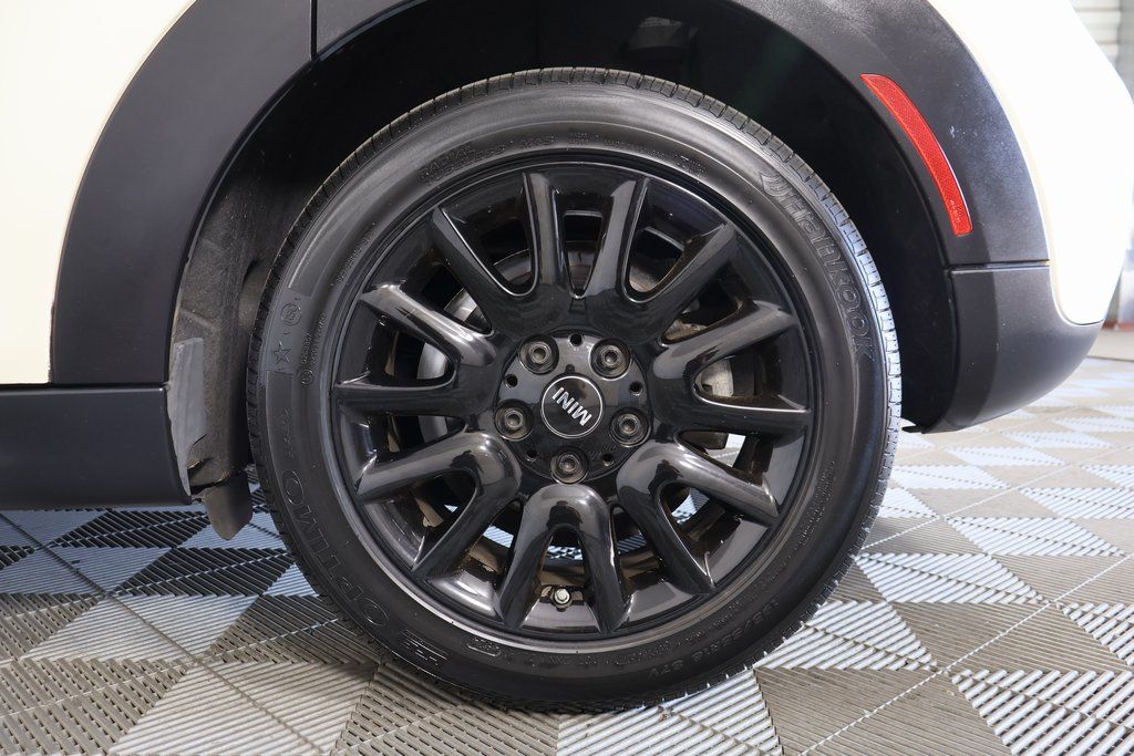 Thumbnail: 2019 MINI Cooper - 16
