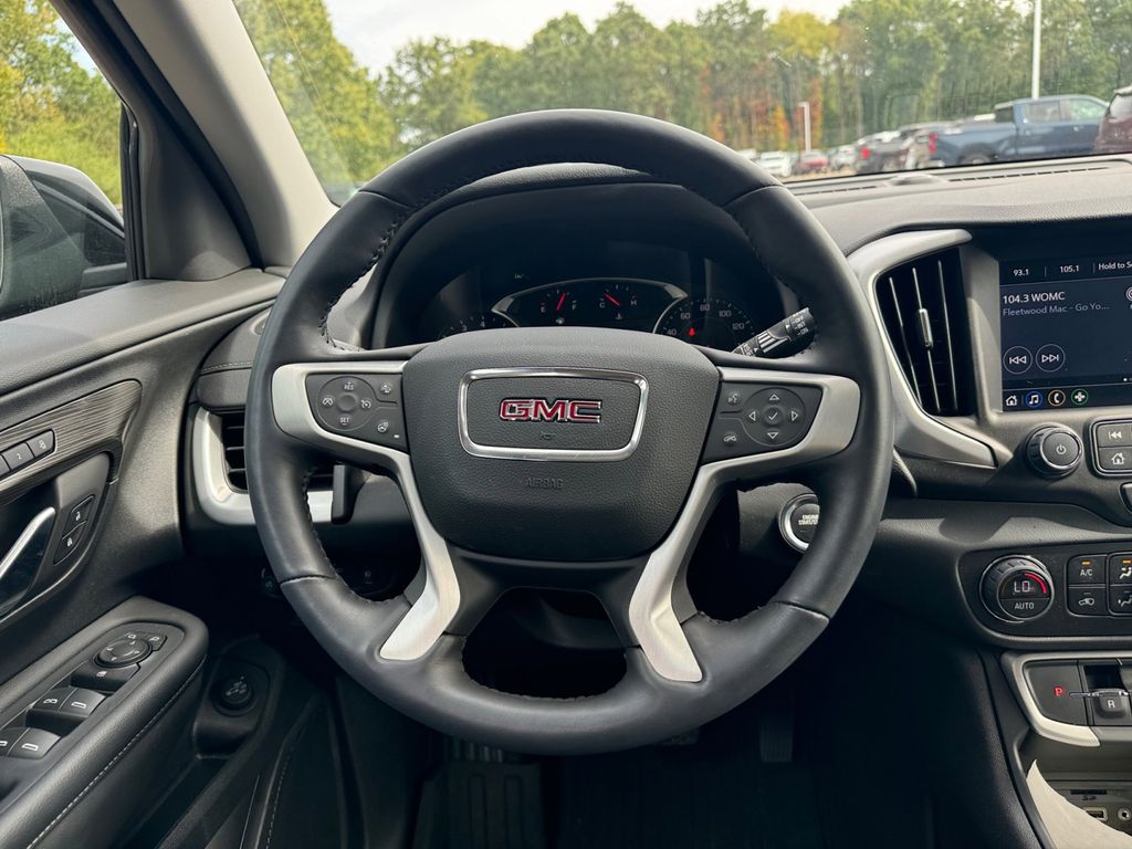 2022 GMC Terrain SLT 11