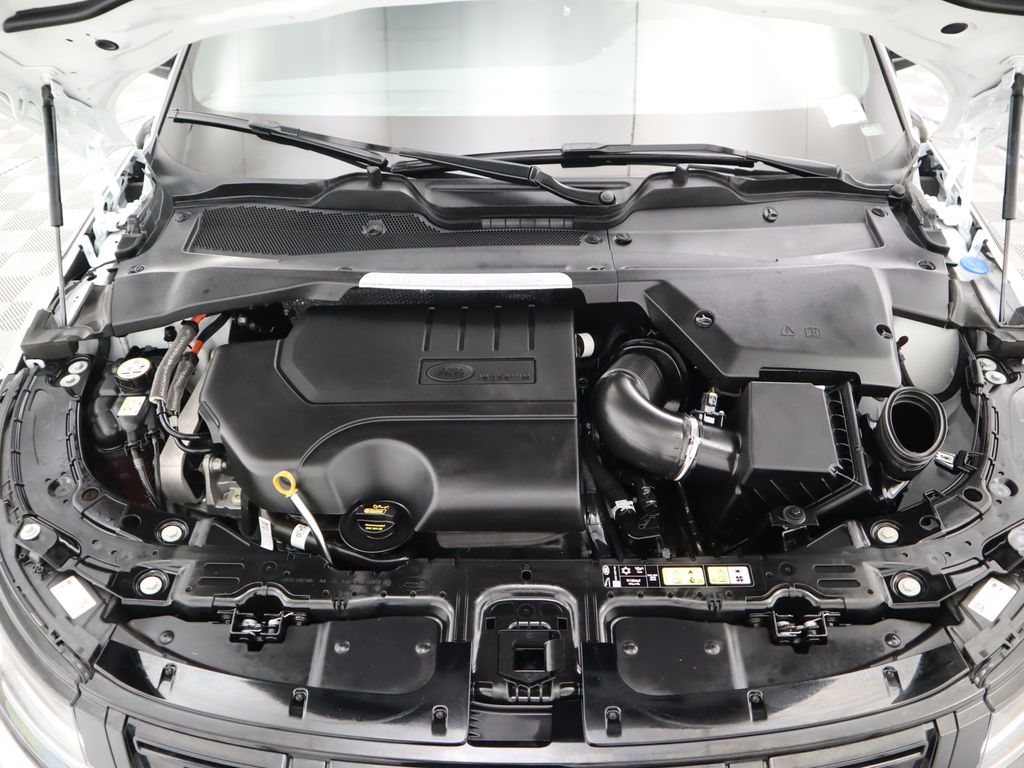 2024 Land Rover Range Rover Evoque Dynamic 30