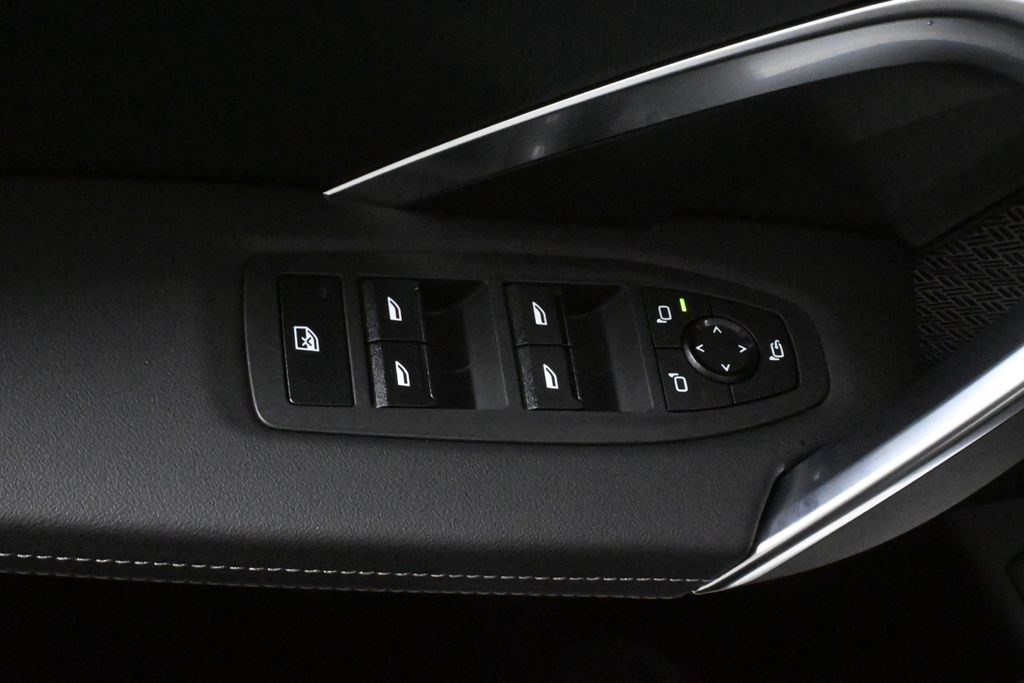 Thumbnail: 2026 BMW X1 - 30