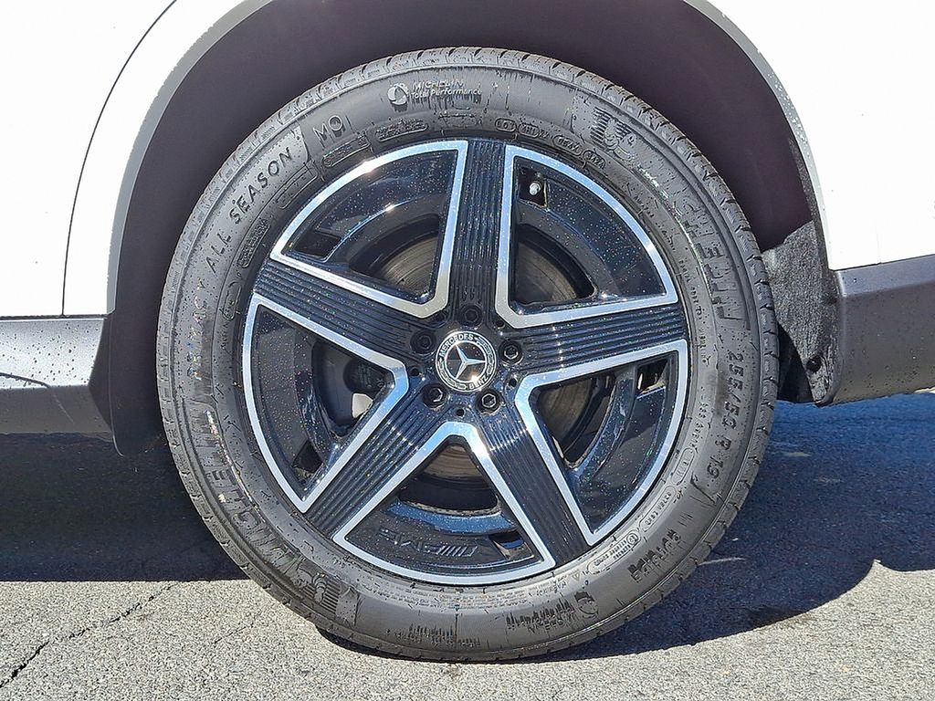 Thumbnail: 2025 Mercedes-Benz GLC - 5