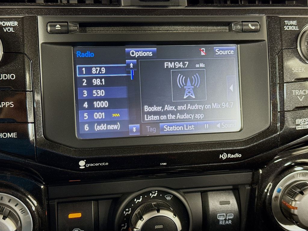 Thumbnail: 2014 Toyota 4Runner - 14