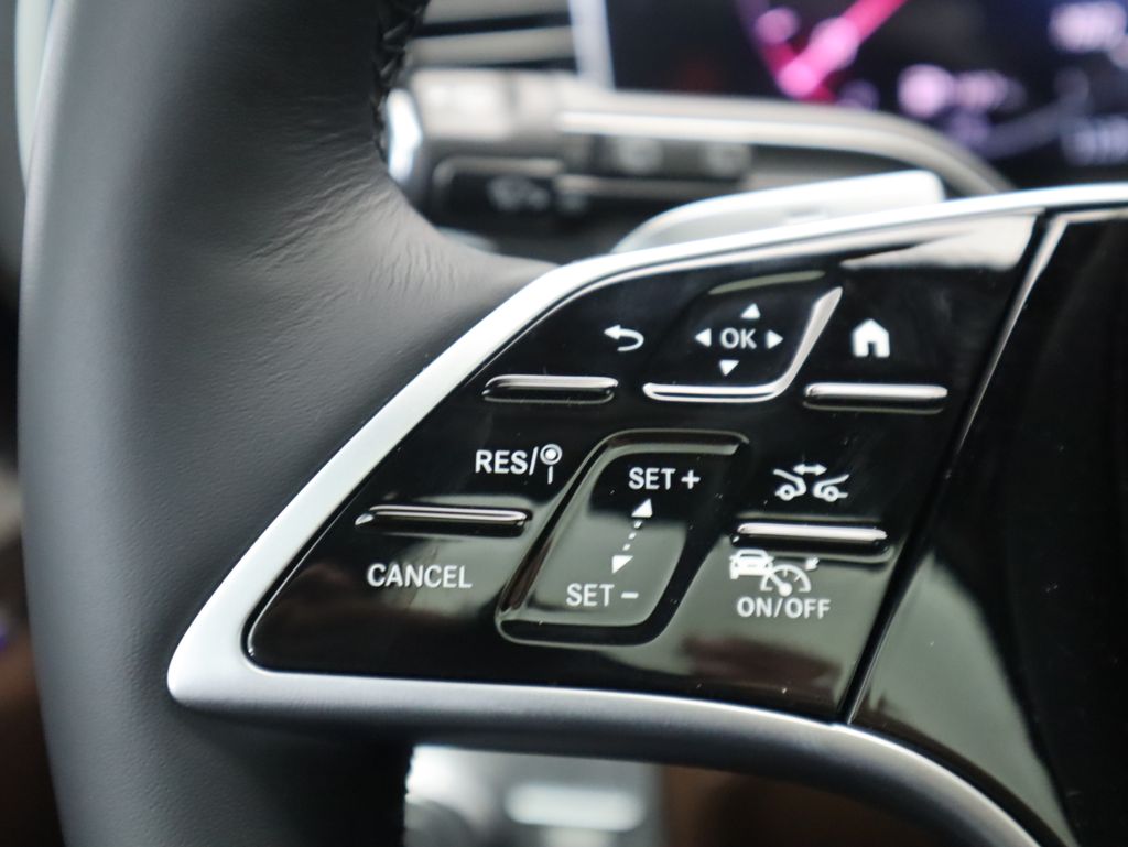 Thumbnail: 2026 Mercedes-Benz GLE - 12