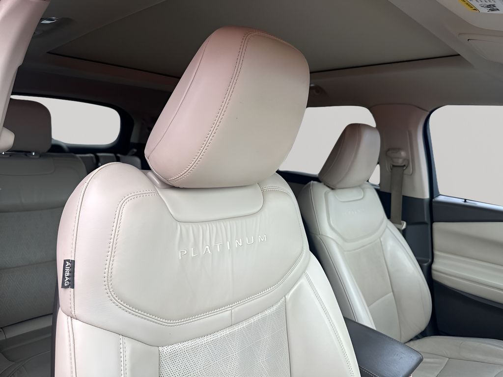 Used Car 2020 Ford Explorer  Platinum For Sale Under $25,000 In Austin, Texas