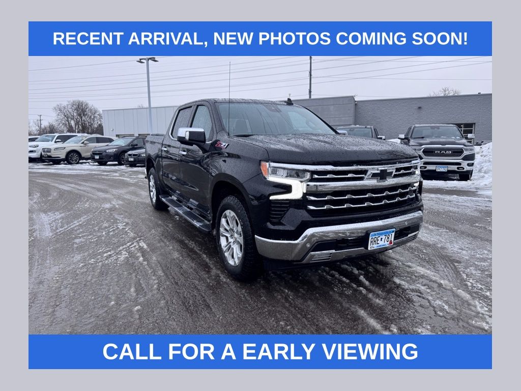 2025 Chevrolet Silverado 1500 LTZ Crew Cab 4WD