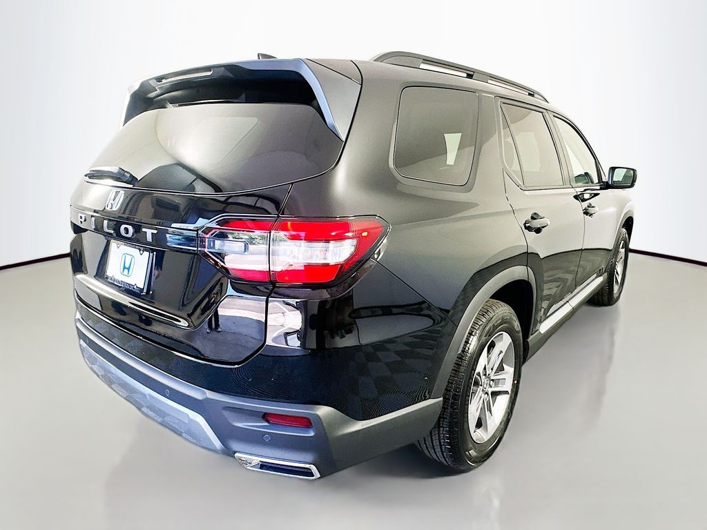 Thumbnail: 2026 Honda Pilot - 5