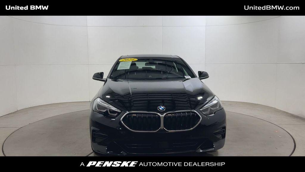 Thumbnail: 2024 BMW 2 Series - 3